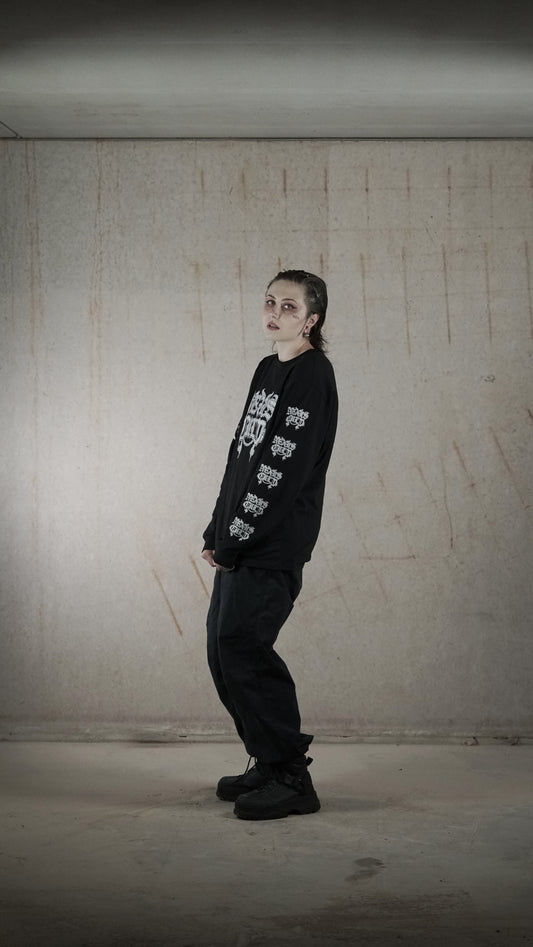 "CRYPTIC REALM" LONGSLEEVE